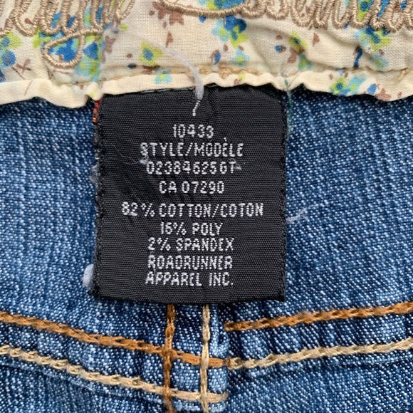 Illegal Jeans denim jean shorts size 7 - Picture 7 of 9